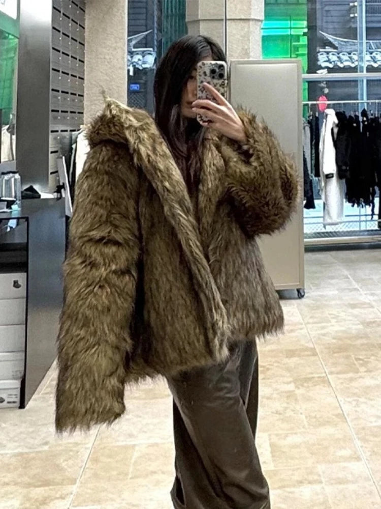 Vintage Harajuku New Man And Women's Fur Coat Thicken Winter Warm Jacket Wolf Fur Color Hooded Faux Fox Fur Coat Young Hooded Jacket
