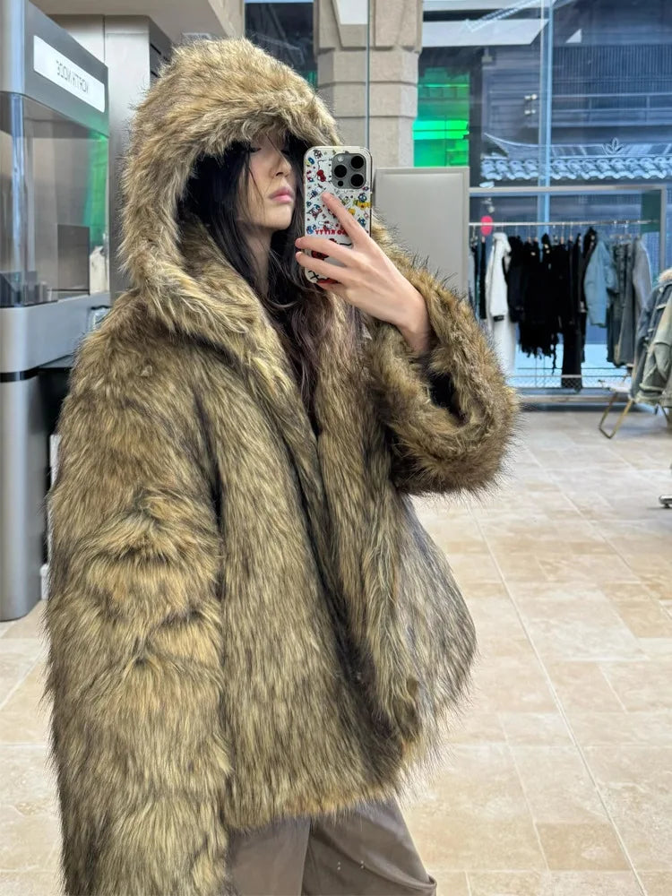 Vintage Harajuku New Man And Women's Fur Coat Thicken Winter Warm Jacket Wolf Fur Color Hooded Faux Fox Fur Coat Young Hooded Jacket