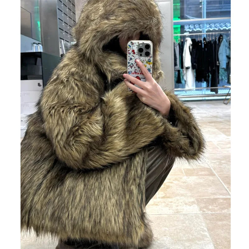 Vintage Harajuku New Man And Women's Fur Coat Thicken Winter Warm Jacket Wolf Fur Color Hooded Faux Fox Fur Coat Young Hooded Jacket