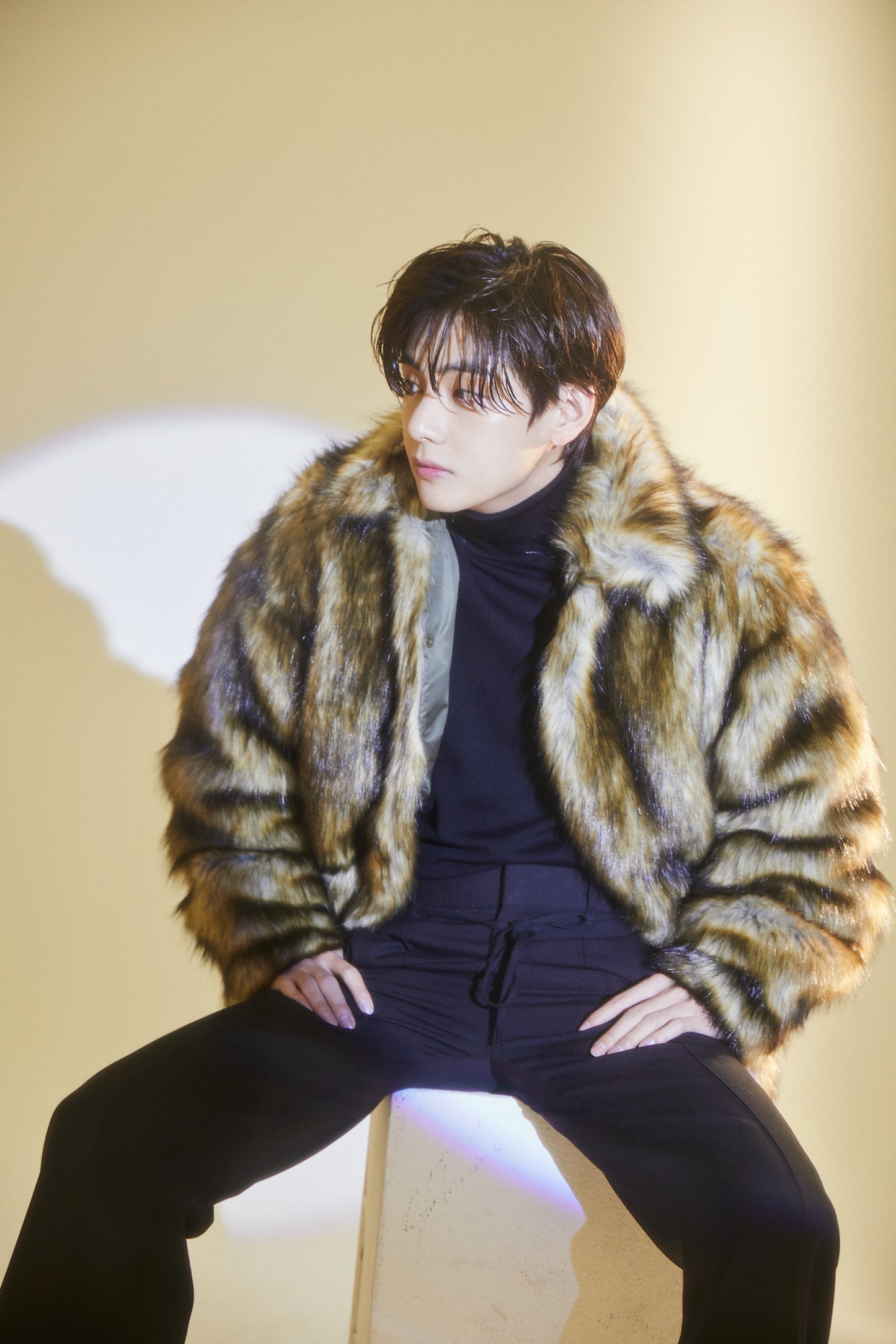 Vintage Harajuku New Man And Women's Fur Coat Thicken Winter Warm Jacket Wolf Fur Color Hooded Faux Fox Fur Coat Young Hooded Jacket